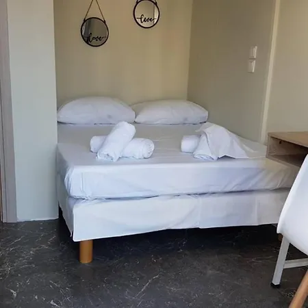 Double - Center, 7 Bd, 3 Bath