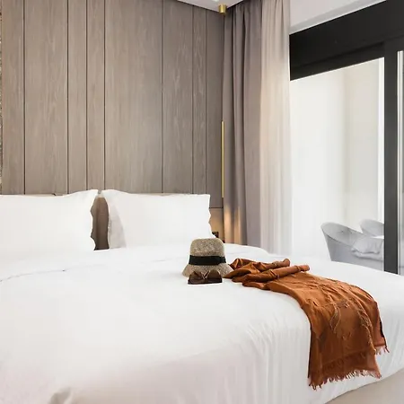 Lux&easy Downtown 4*