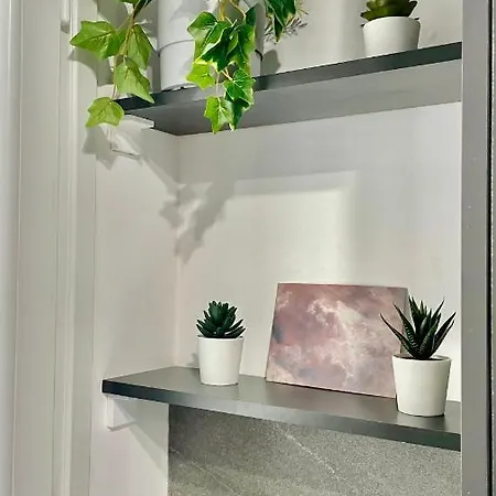 Gorgeous Renovated Apt. Close To Metro And Cultural Sites! Apartmán