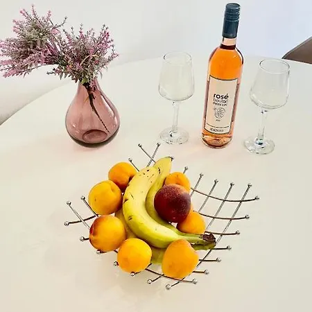 Gorgeous Renovated Apt. Close To Metro And Cultural Sites! Atény