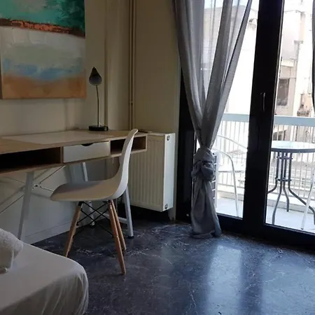 Apartment Double - Center, 7 Bd, 3 Bath *