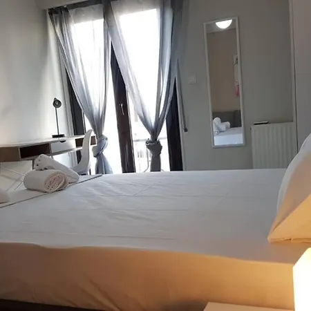 Apartment Double - Center, 7 Bd, 3 Bath Athens