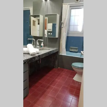 Double - Center, 7 Bd, 3 Bath Apartment