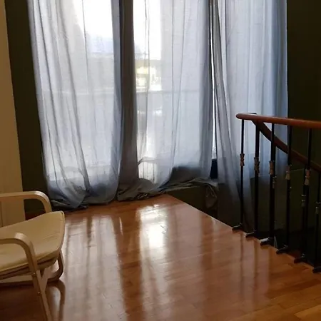 Double - Center, 7 Bd, 3 Bath Apartment