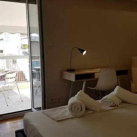 Double - Center, 7 Bd, 3 Bath * Athens