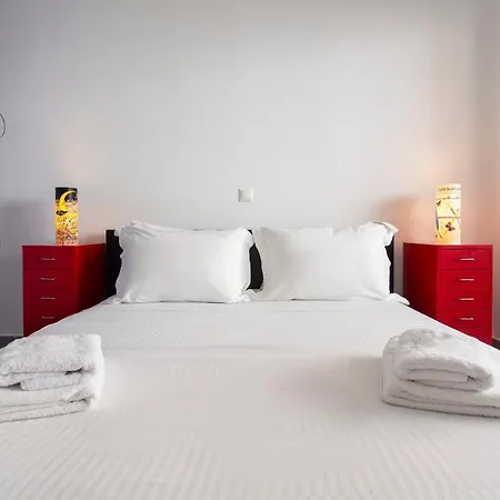 3bd Apt. Near Acropolis