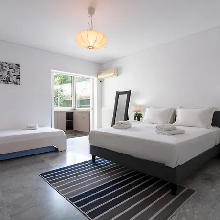 Apartment 3bd Apt. Near Acropolis *