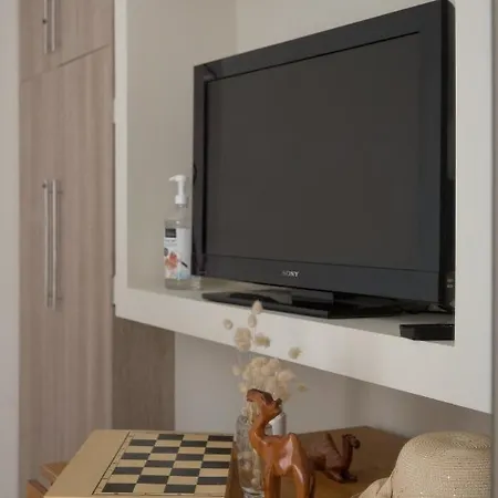 Cosy With Terrace Near Metro Station Apartment Athens