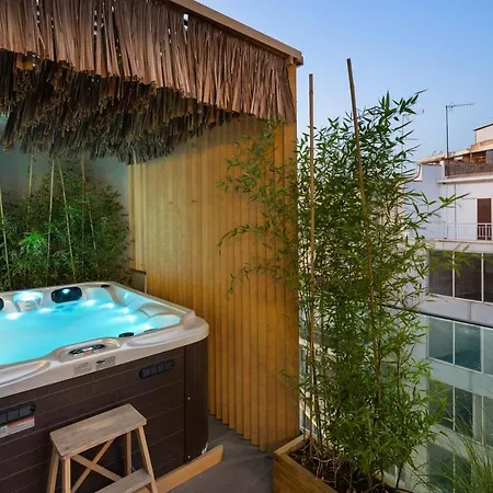 Warehouse Boutique & Hotel 4*