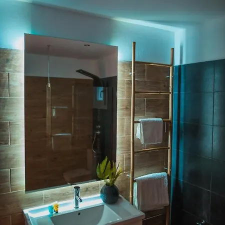 Noho Boutique , Premium Living Lazeon 7 Athens