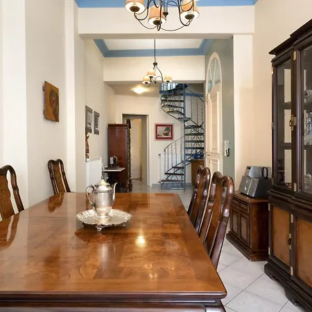 Villa127 * Athens