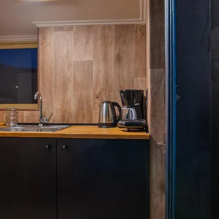 Apartment Noho Boutique , Premium Living Lazeon 7 *