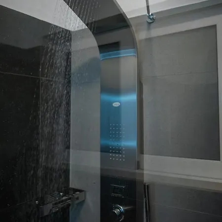 Apartment Noho Boutique , Premium Living Lazeon 7 *
