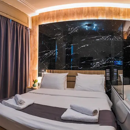 Noho Boutique , Premium Living Lazeon 7 Apartment *