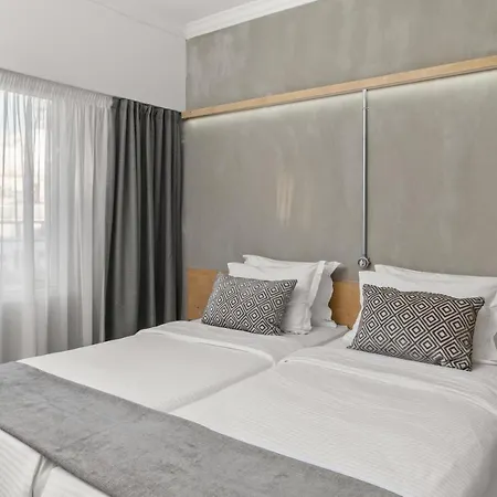 Warehouse Boutique & 4* Athens