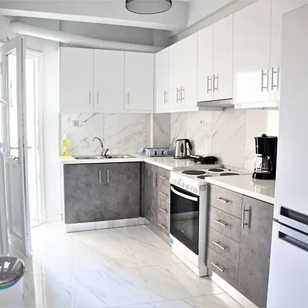 3bd Next To Metro Luxury Apartment *