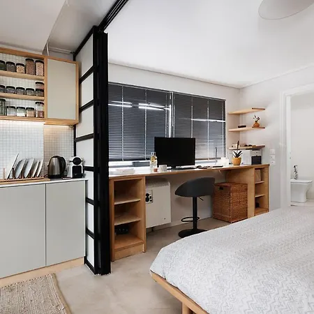 Apartment Unique Solar Penthouse With Jacuzzi And Sauna In