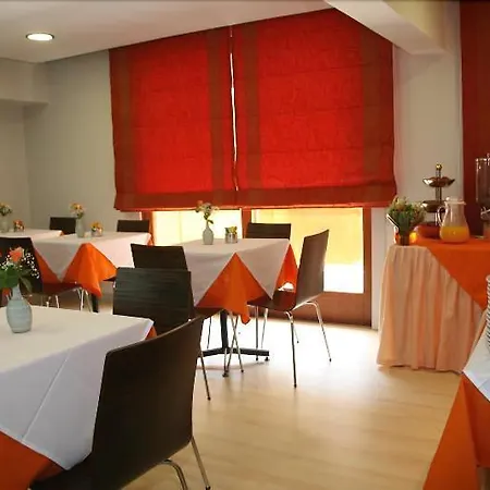 Des Roses Hotel 2*