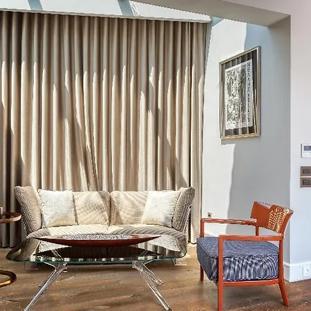 Hotel Athenian Foss