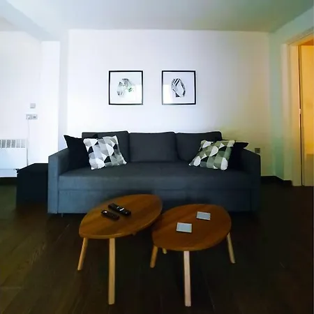 Riviera Luxury House With Sunny Backyard Holiday home *