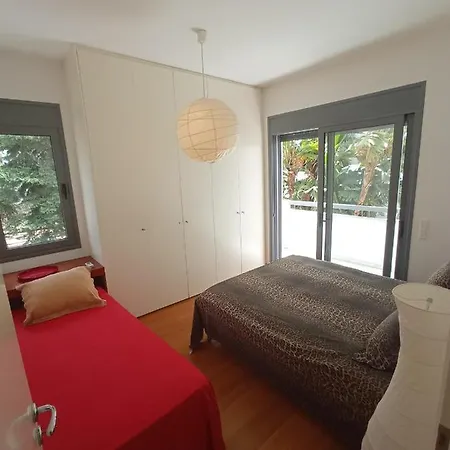 Ultra-modern Living, Luxe 4br With Private Outdoor Pool Athens