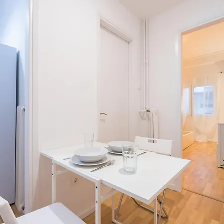 At Megaro Mousikis St Semi Basement 1bed 2 Pers