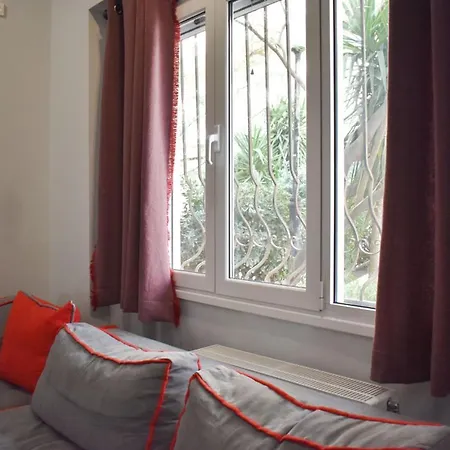 Apartment Rock, Few Steps From Acropolis Rocks! Athens