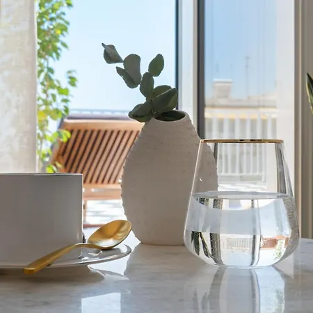 Luxurious With Big Sea View Terrace - Location Apartment *
