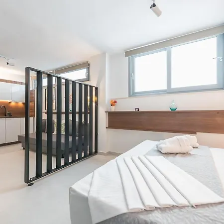 Phaedra, Hideaway Near Acropolis By Cloudkeys Athens