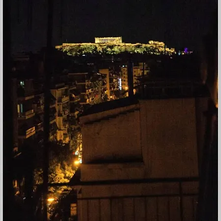 3bd Next To Metro Luxury Athens