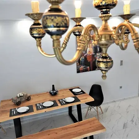 3bd Next To Metro Luxury *