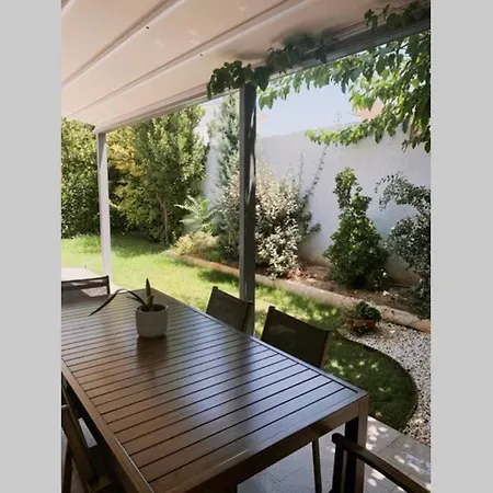 Holiday home Riviera Luxury House With Sunny Backyard