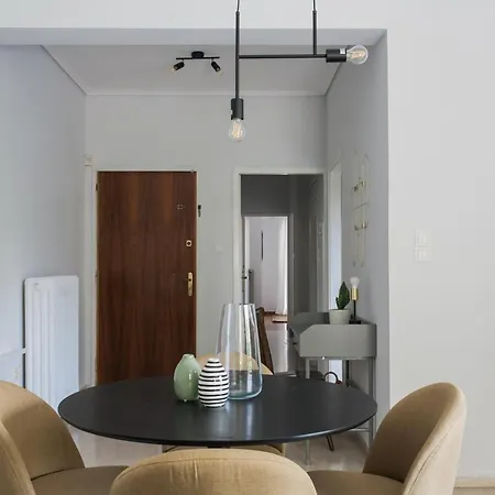 Pleasant 2br Near Helexpo By Upstreet Apartment
