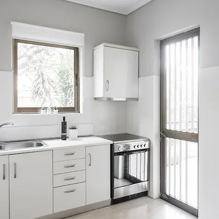 Pleasant 2br Near Helexpo By Upstreet * Athens