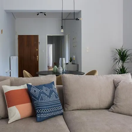 Pleasant 2br Near Helexpo By Upstreet *