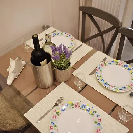 Skip Away From The Acropolis Museum By Athenian Homes * 雅典