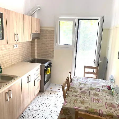 Διαμέρισμα 3'metrostation &light Rail Station. Rn Northsouth *