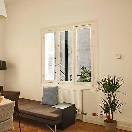 Bauhaus Building With Green Roof Top Terrace - Ep16 Apartment