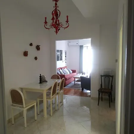 Michali's Koukaki Apartment
