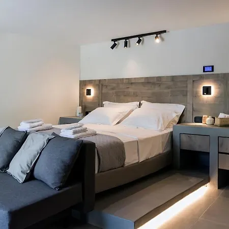 Kavouri Seaside Luxury Apartment *