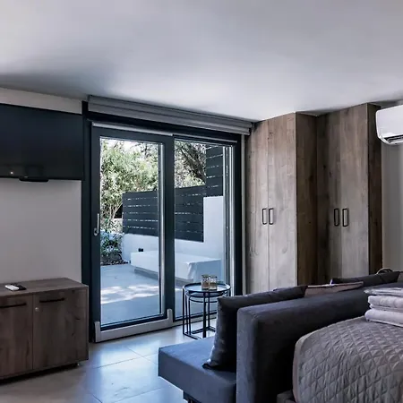 Kavouri Seaside Luxury