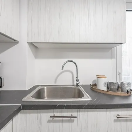 Stylish By Cloudkeys Apartment Athens