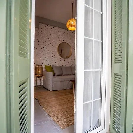 Gift, Only 300m From Acropolis Museum Apartment Athens