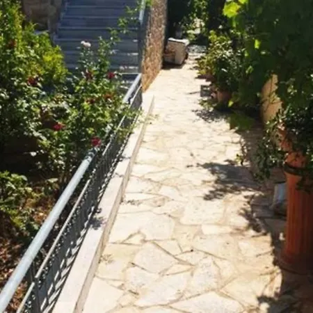 σύγχρονο Vintage στο μαρούσι Apartment