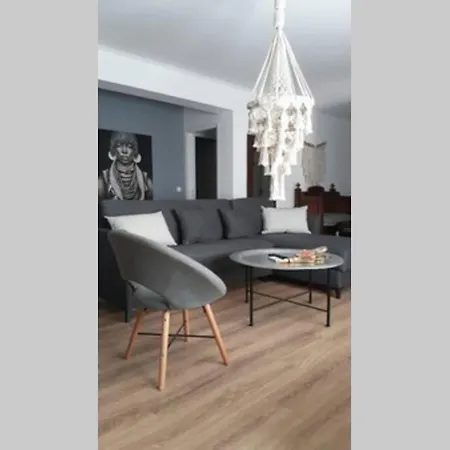 σύγχρονο Vintage στο μαρούσι Apartment Athens