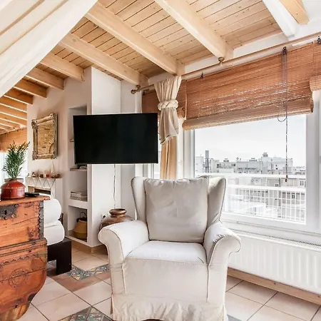 σοφίτα μοναδικής αισθητικής Apartment Athens