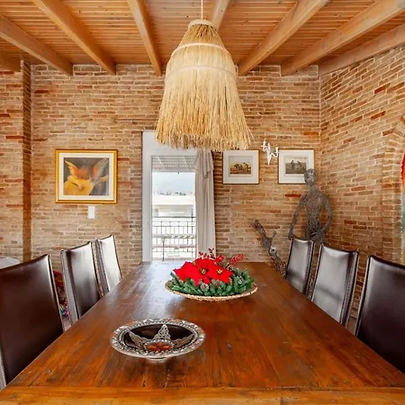 σοφίτα μοναδικής αισθητικής Apartment Athens