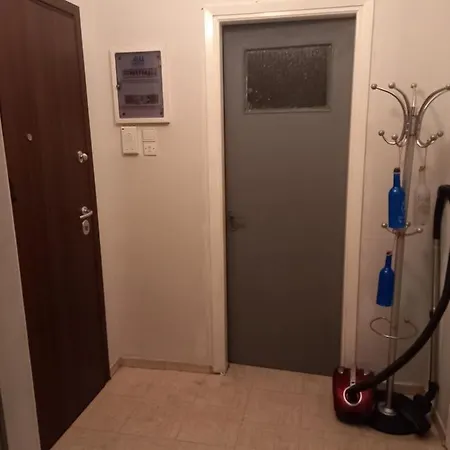 Relaxation And Vacation With The Comforts Apartment Athens