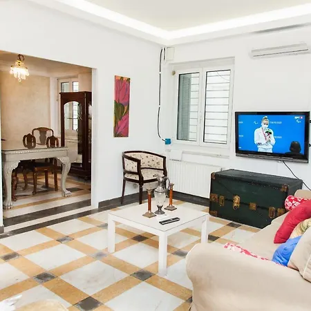 Apartment Chic Charming Apt.