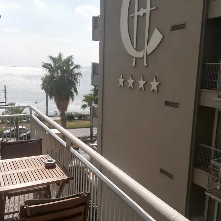Riviera With Seaview, 15' To Acropolis Apartment
